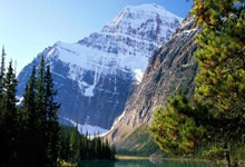 金年会：[花滑]肖紫兮／何凌昊排名冰舞第十.